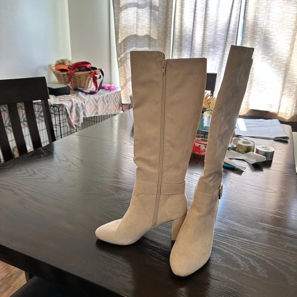 High Heel Suede Buckle Boots brand new size 6 in a half - Picture 1 of 11